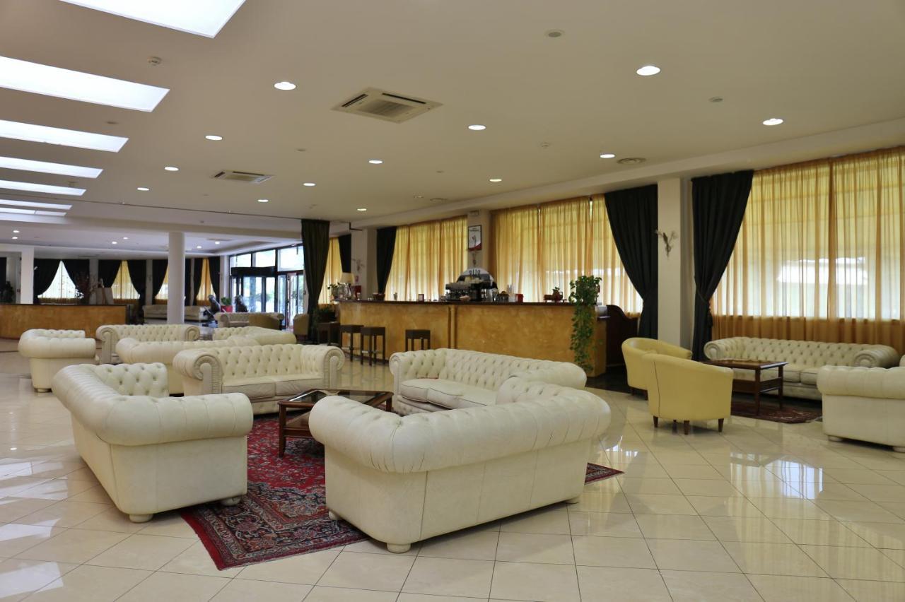 Park Hotel Paradiso เปียซซา อาร์เมรีนา ภายนอก รูปภาพ