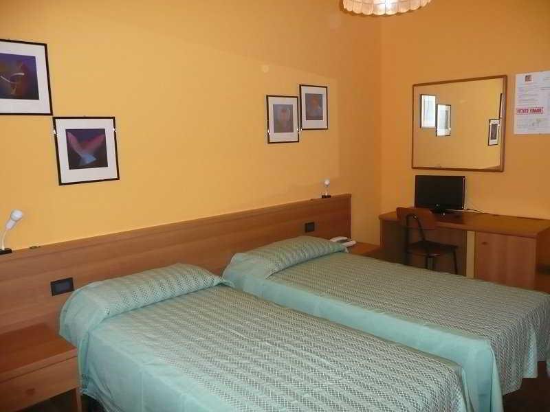 Park Hotel Paradiso เปียซซา อาร์เมรีนา ภายนอก รูปภาพ